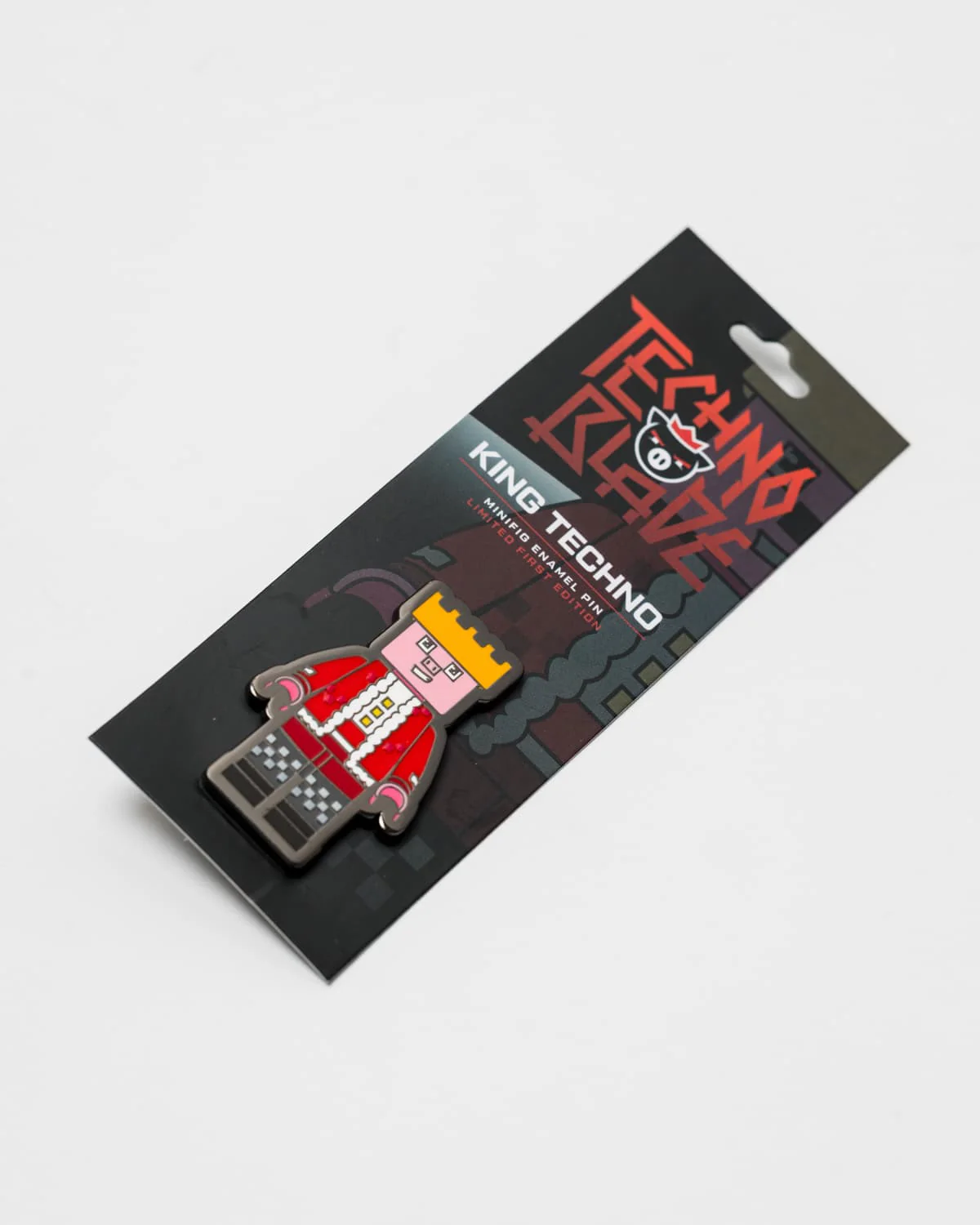 Technoblade Mini Fig Enamel Pin - Image 4
